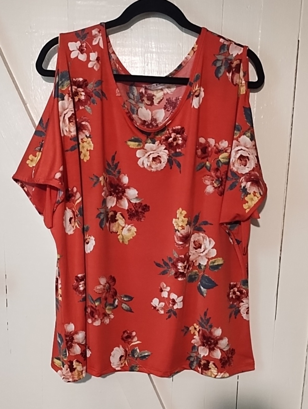 Jon & Anna Rust Floral Cold-Shoulder Blouse EUC Size 3X.